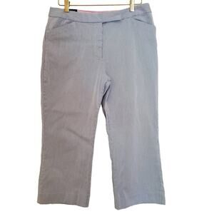 Land's End Cropped Blue and White Striped Seersucker Pants Size 10